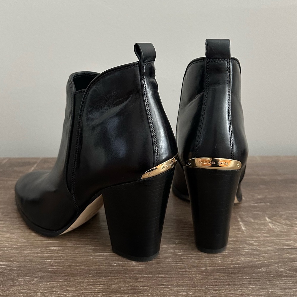 Michael Kors Brandy Black Bootie - Picture 2 of 8